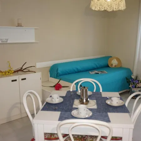 Flat On The Fourth Floor With Lift And Terrace Lägenhet Lignano Sabbiadoro