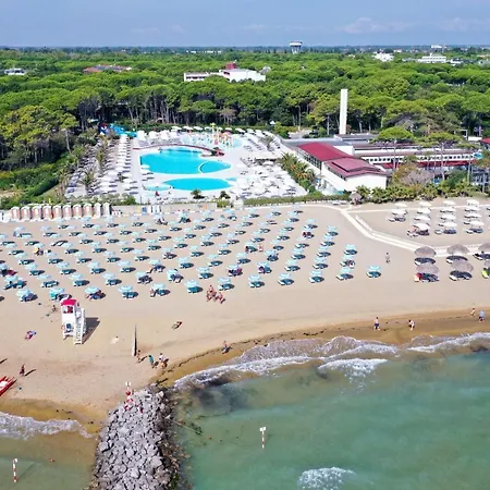 Apartment Flat On The Fourth Floor With Lift And Terrace Lignano Sabbiadoro